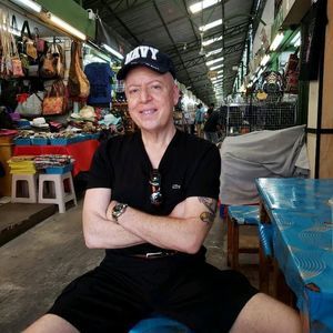 Meet your Posher, Eric